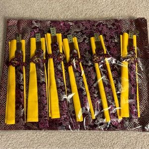 Desk mat & chopsticks set